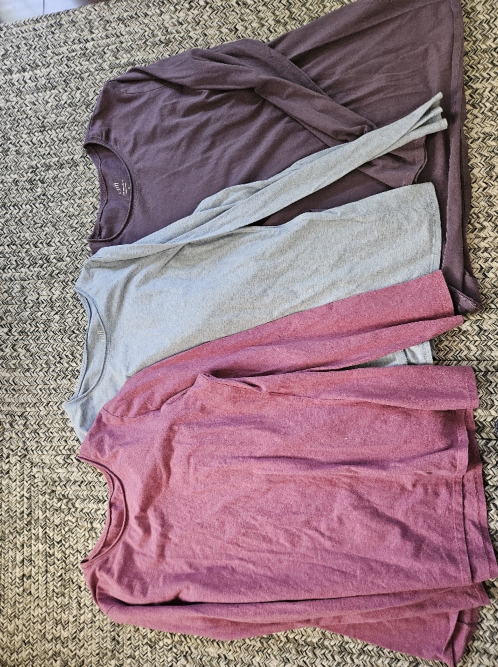 Set Of 3 Womens J Jill Rolled Scoopneck Tees in Mauve, Dusty Pink, Light Blue